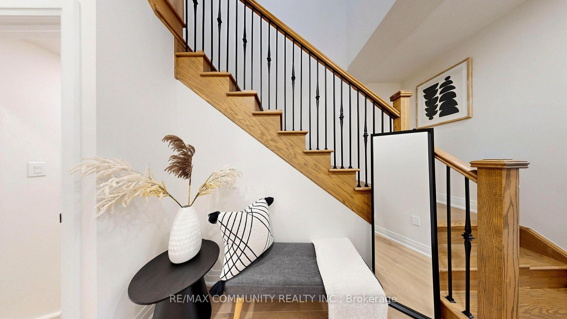 Photo 9 of 1034 Skyridge Boulevard, Pickering, Rural Pickering — HOMEH
