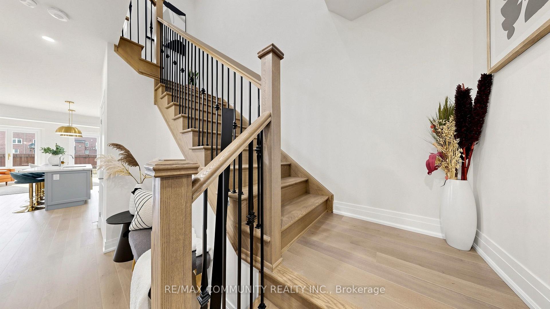 Photo 21 of 1034 Skyridge Boulevard, Pickering, Rural Pickering — HOMEH