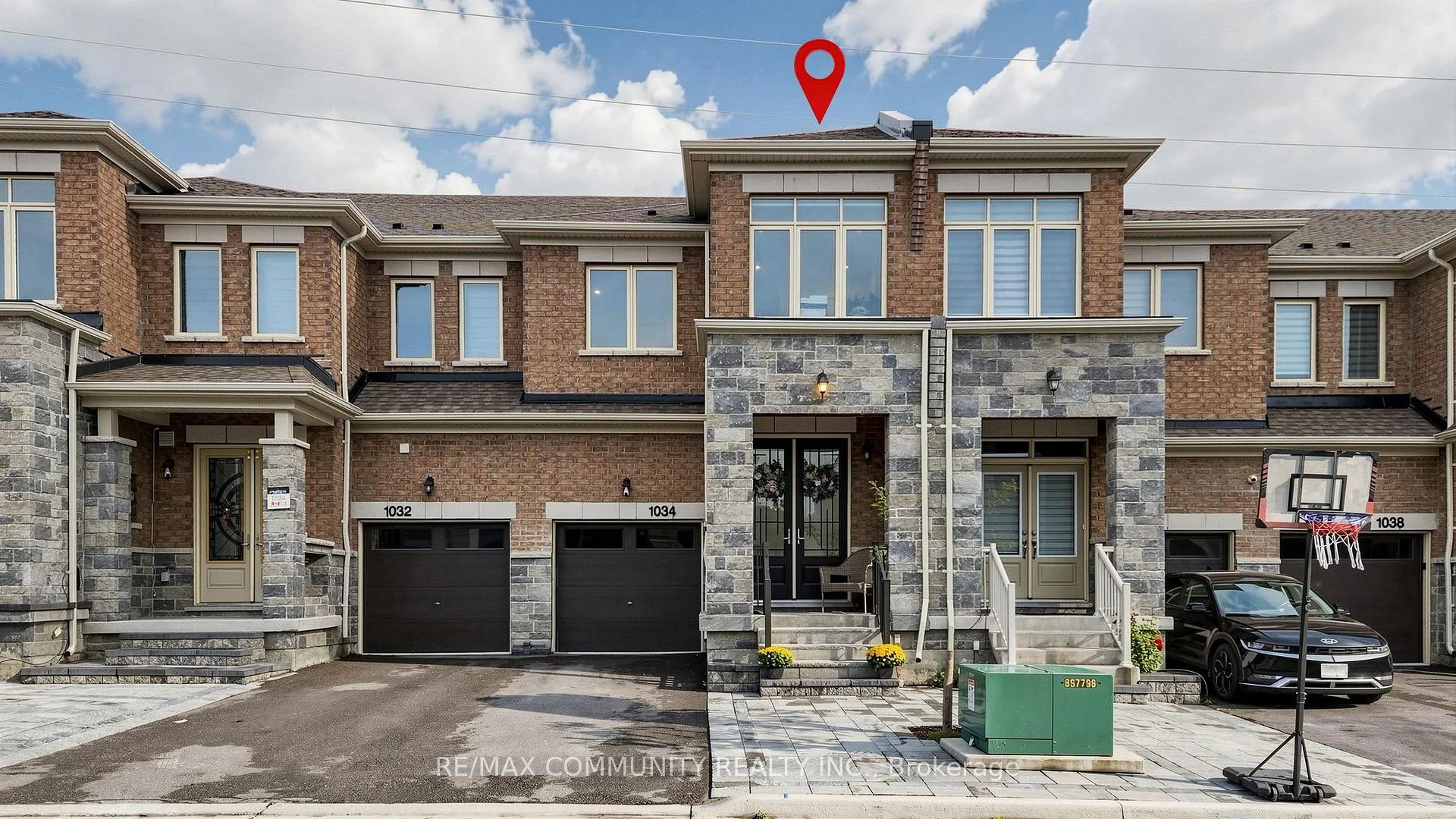 Photo 5 of 1034 Skyridge Boulevard, Pickering, Rural Pickering — HOMEH