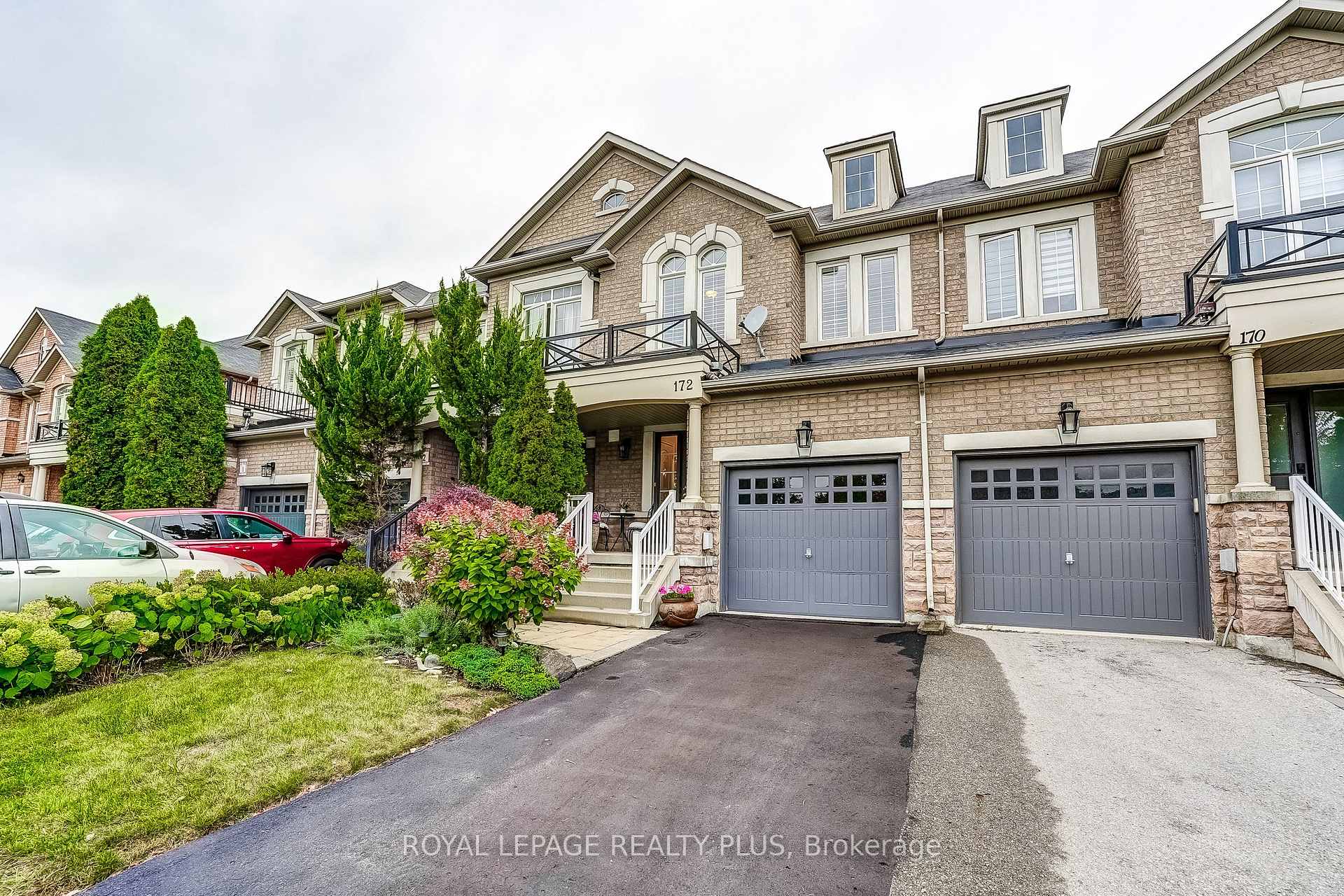 Photo 2 of 172 Lauderdale Drive, Vaughan, Patterson — HOMEH