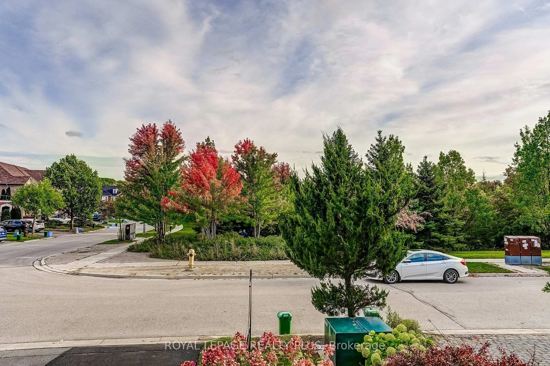 Photo 21 of 172 Lauderdale Drive, Vaughan, Patterson — HOMEH