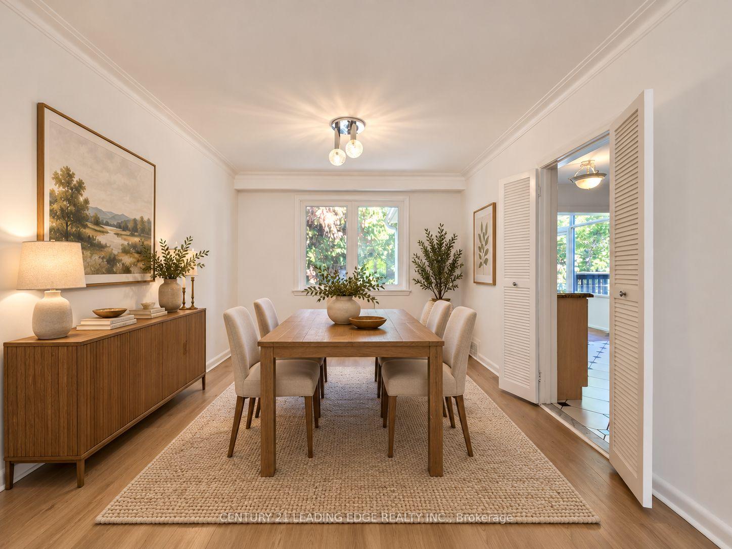 Photo 9 of 39 Sumner Heights Drive, North York, Bayview Village — HOMEH