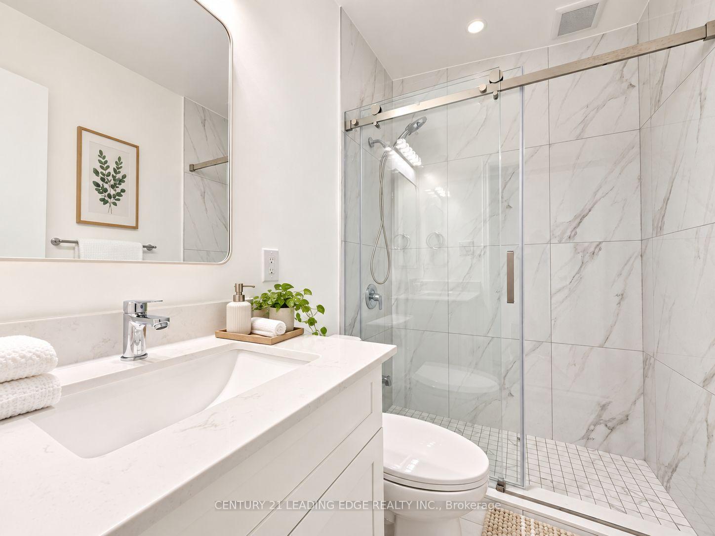 Photo 20 of 39 Sumner Heights Drive, North York, Bayview Village — HOMEH