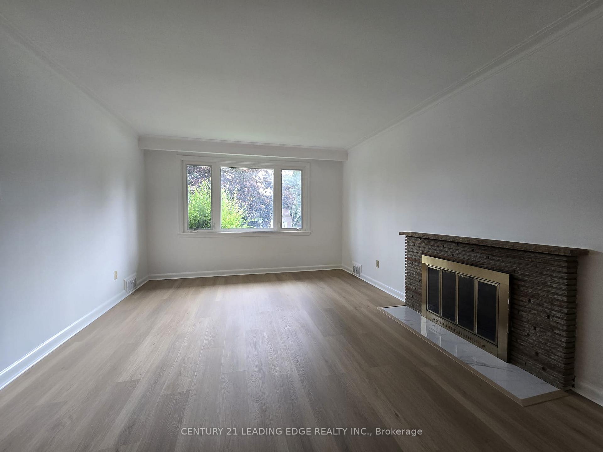 Photo 30 of 39 Sumner Heights Drive, North York, Bayview Village — HOMEH