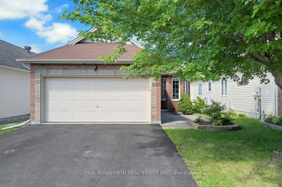 Photo 2 of 1025 Valin Street, Ottawa, Fallingbrook/Gardenway South — HOMEH