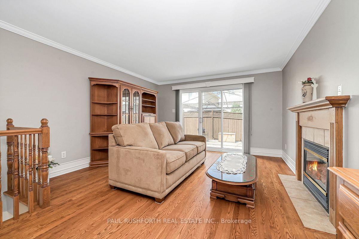 Photo 5 of 1025 Valin Street, Ottawa, Fallingbrook/Gardenway South — HOMEH