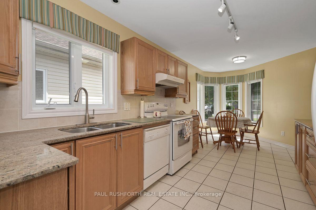 Photo 12 of 1025 Valin Street, Ottawa, Fallingbrook/Gardenway South — HOMEH