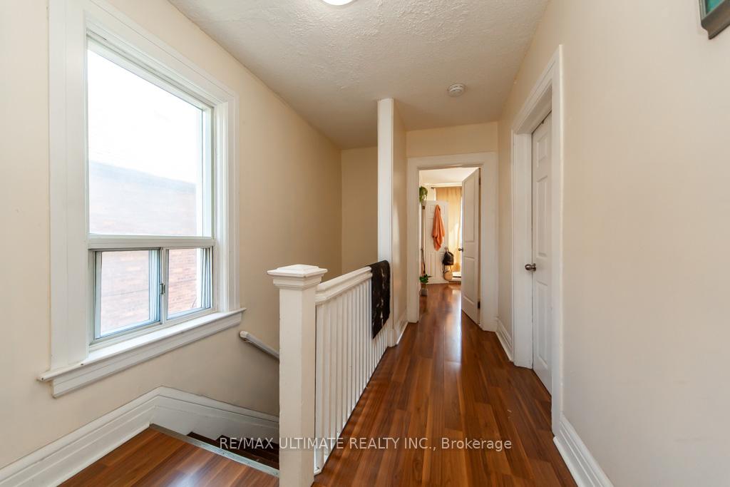 Photo 11 of 128 Elgin Street E, Oshawa, O'Neill — HOMEH