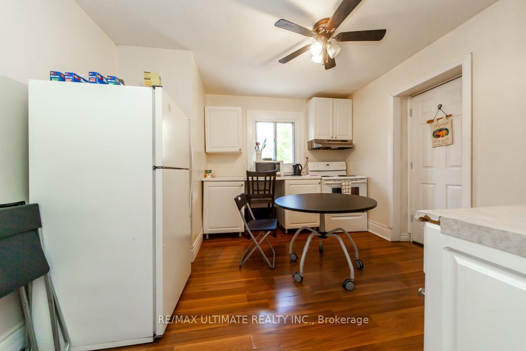 Photo 13 of 128 Elgin Street E, Oshawa, O'Neill — HOMEH
