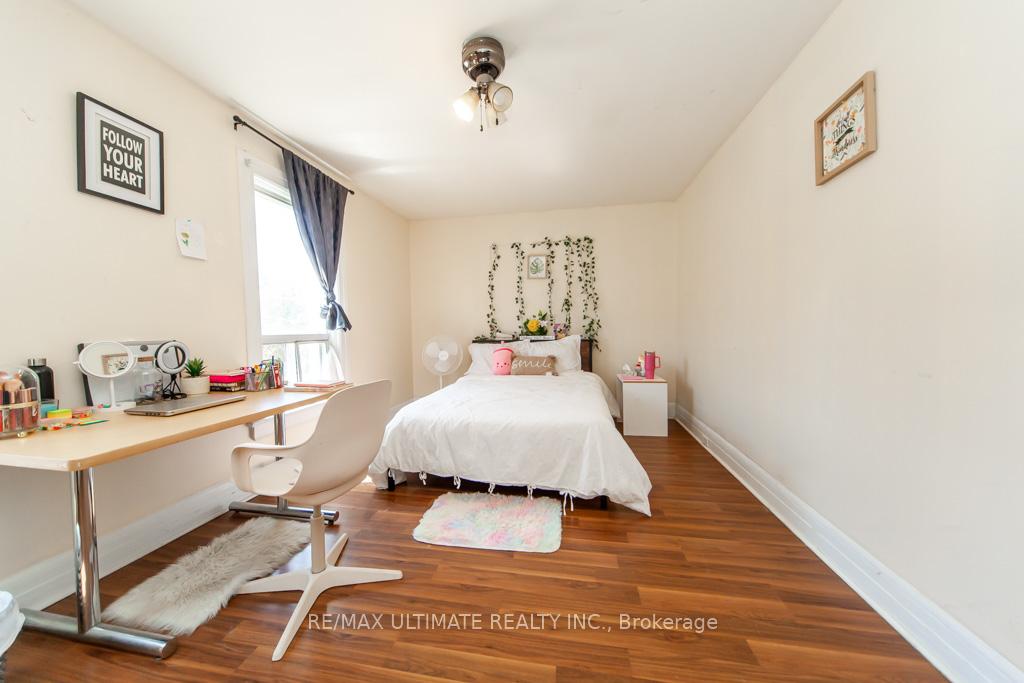 Photo 18 of 128 Elgin Street E, Oshawa, O'Neill — HOMEH