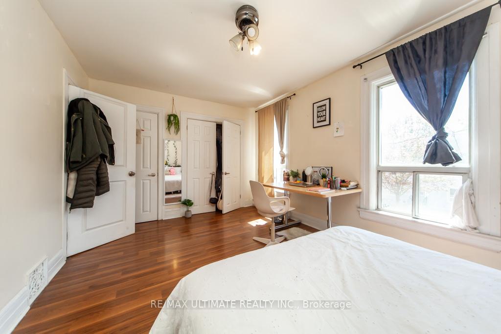 Photo 19 of 128 Elgin Street E, Oshawa, O'Neill — HOMEH