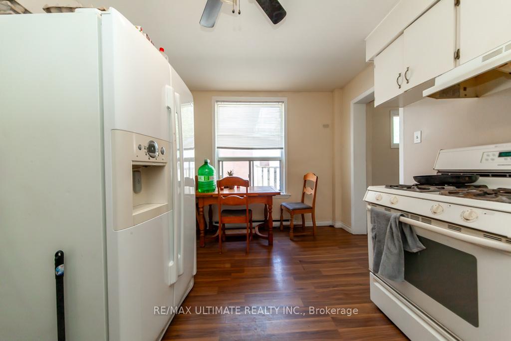 Photo 31 of 128 Elgin Street E, Oshawa, O'Neill — HOMEH