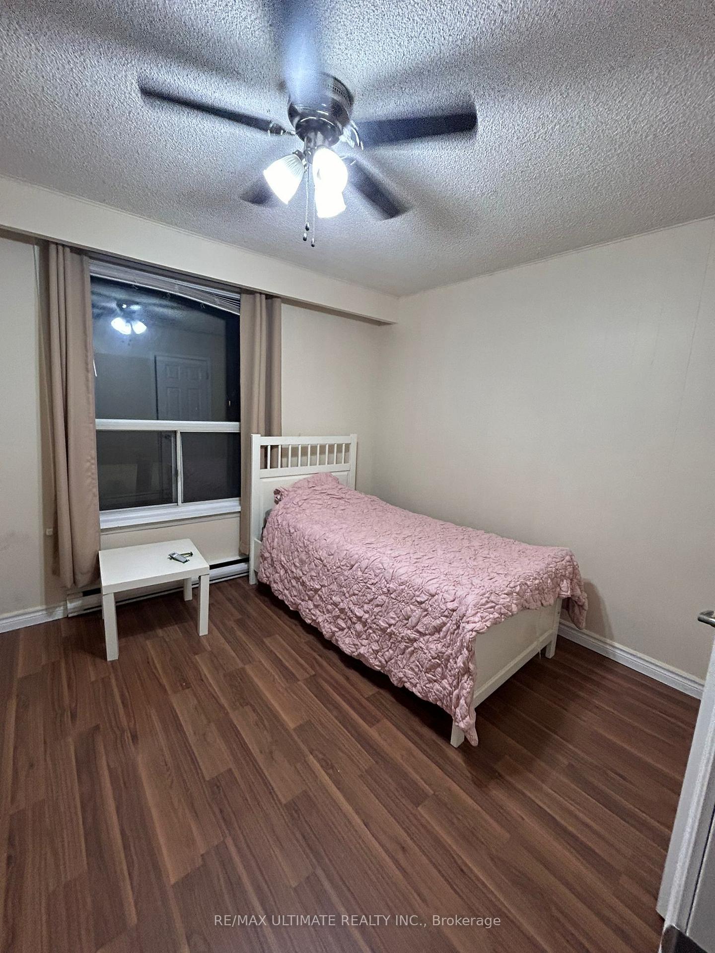 Photo 39 of 128 Elgin Street E, Oshawa, O'Neill — HOMEH