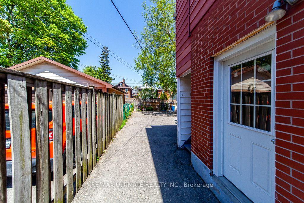 Photo 43 of 128 Elgin Street E, Oshawa, O'Neill — HOMEH