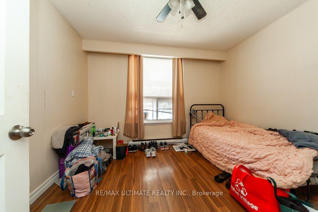 Photo 48 of 128 Elgin Street E, Oshawa, O'Neill — HOMEH