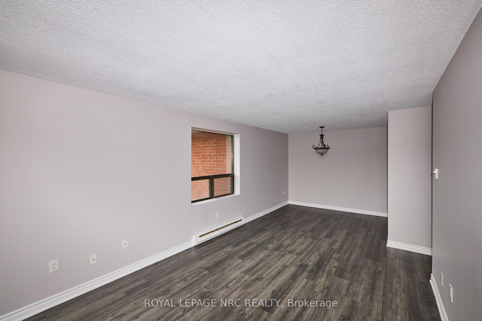 Photo 9 of Unit 11, 4839 Drummond Road, Niagara Falls, Morrison — HOMEH