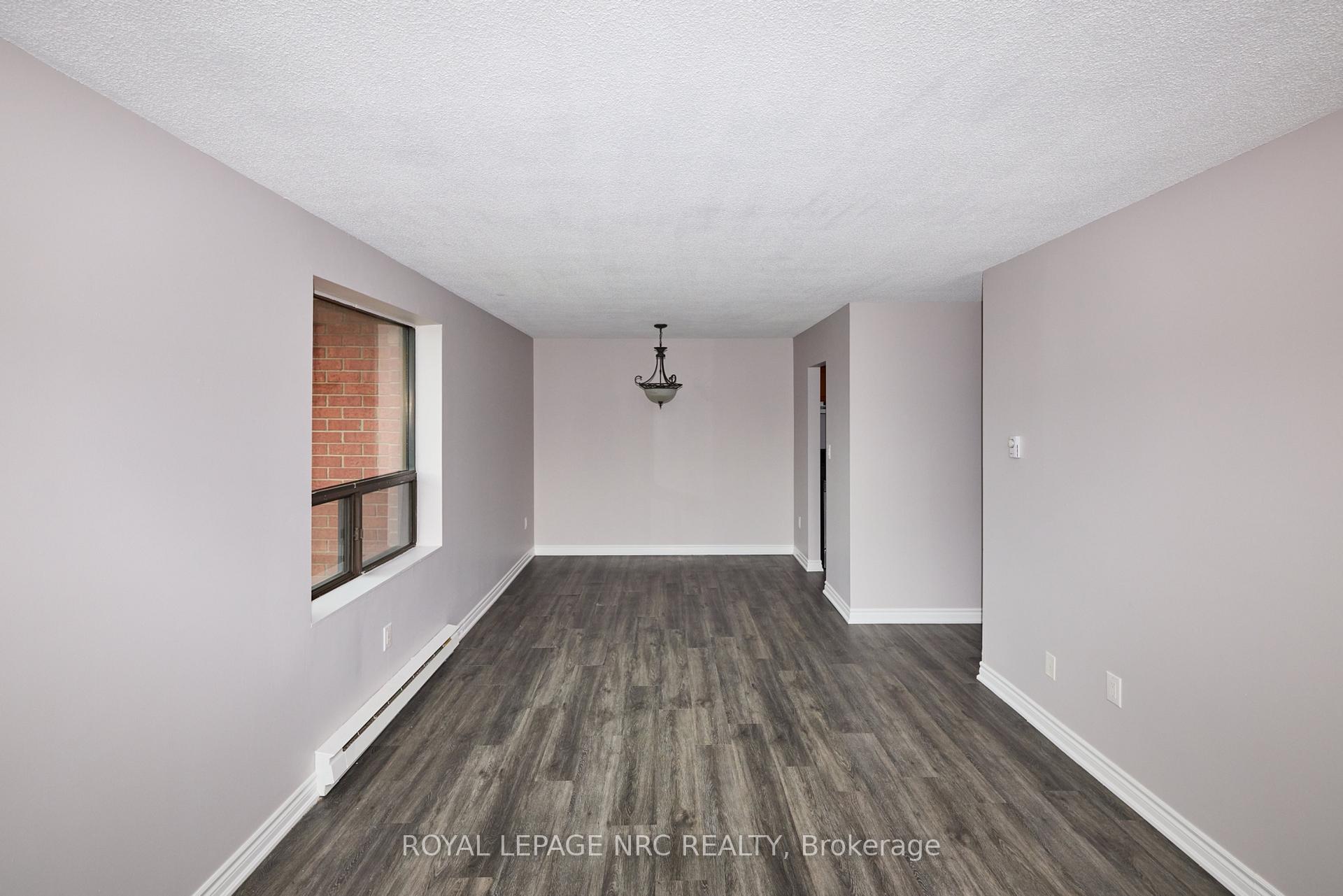 Photo 10 of Unit 11, 4839 Drummond Road, Niagara Falls, Morrison — HOMEH