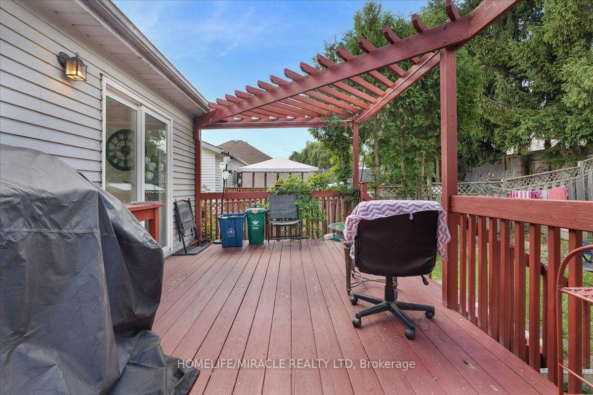 Photo 35 of 150 Bankside Drive, Kitchener, Highland West — HOMEH