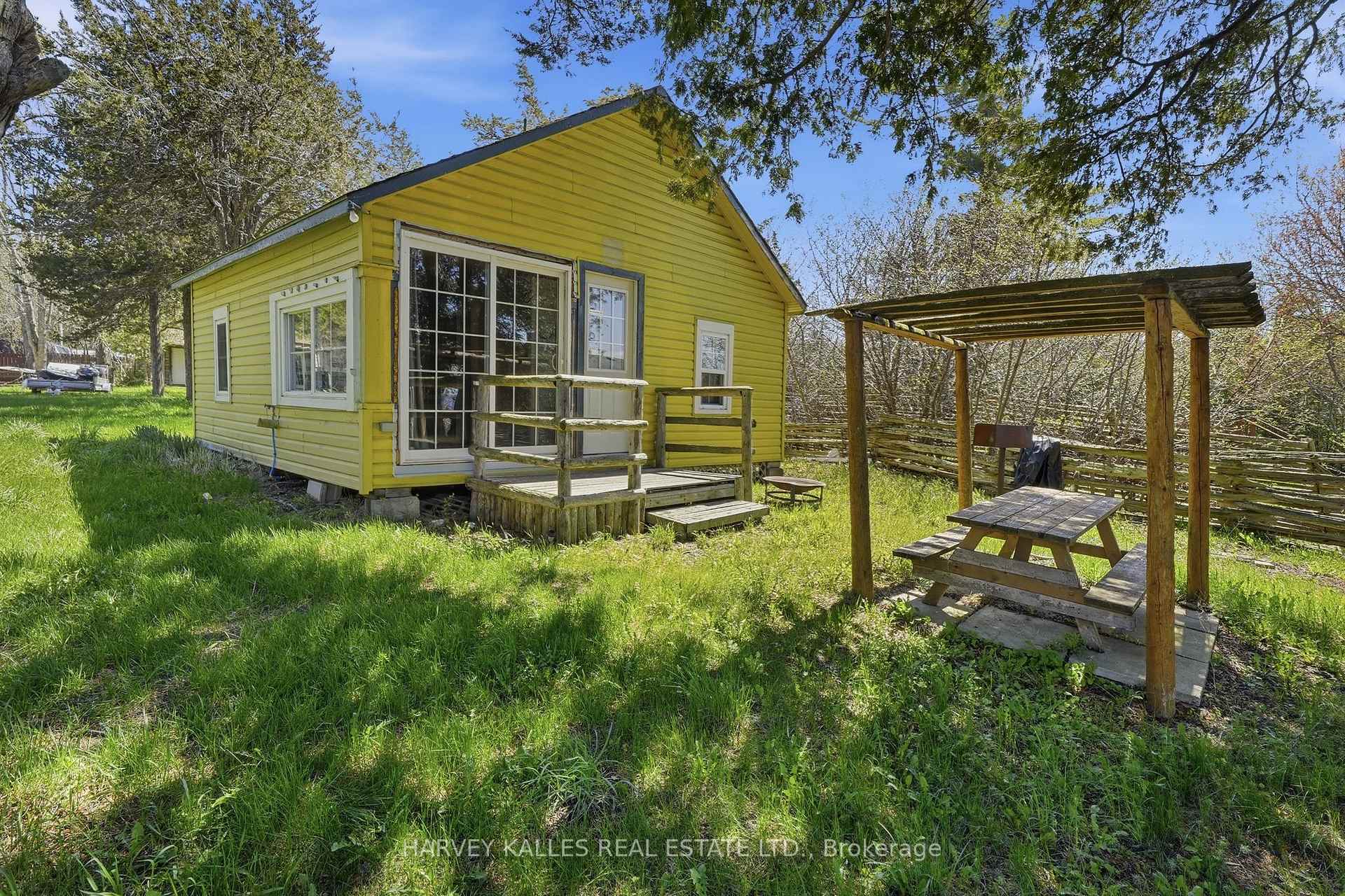 Photo 8 of 58 Valhalla Lane, Prince Edward County, Athol — HOMEH