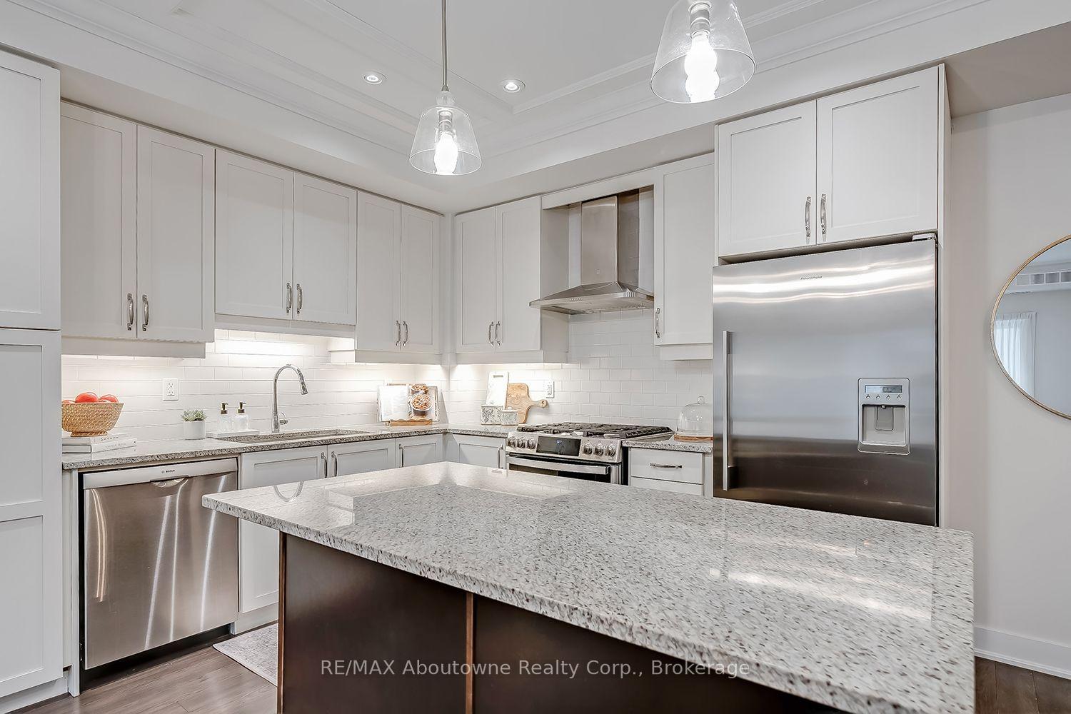 Photo 6 of Unit 102, 128 Garden Drive, Oakville, Central — HOMEH