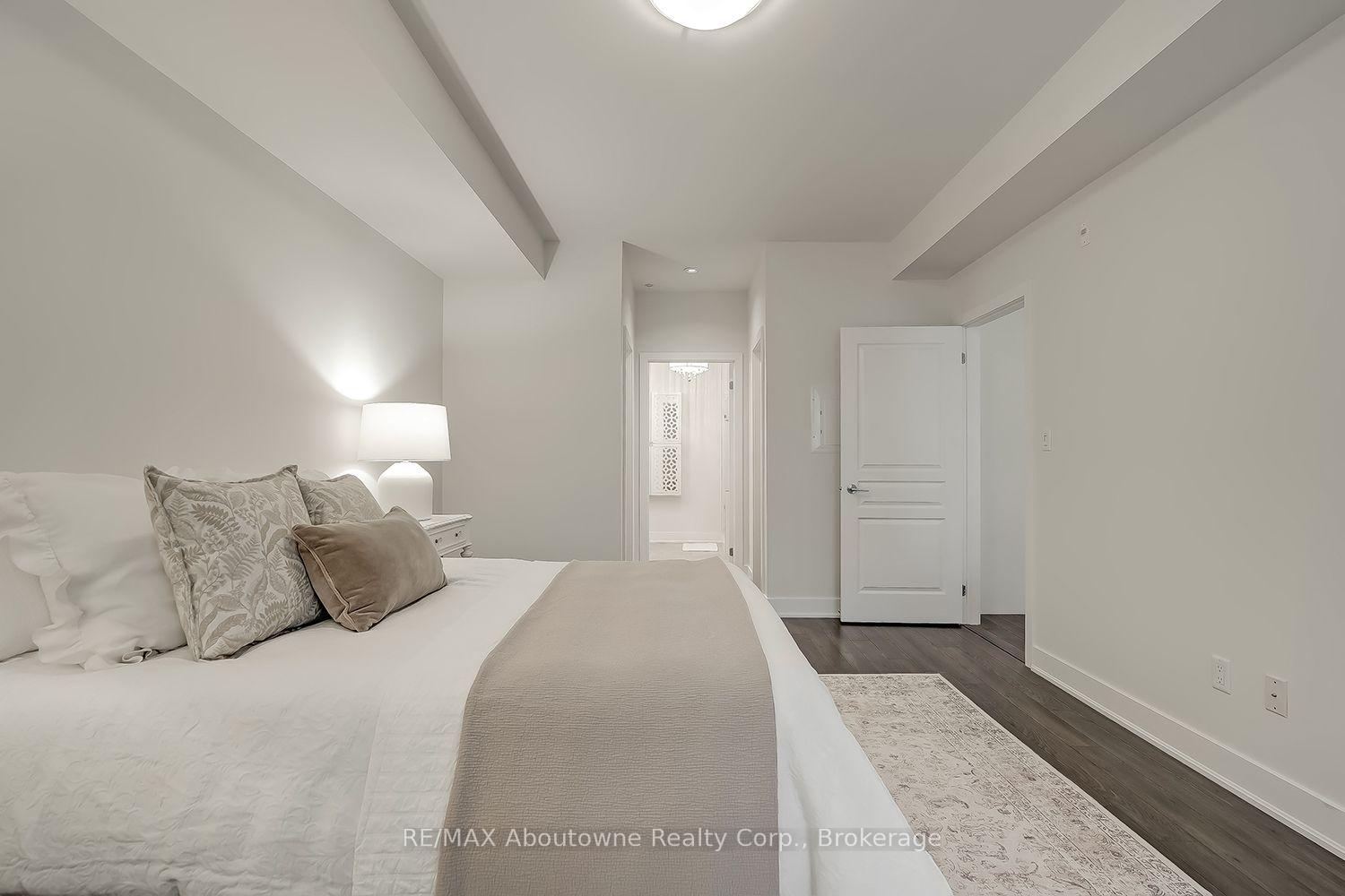 Photo 16 of Unit 102, 128 Garden Drive, Oakville, Central — HOMEH