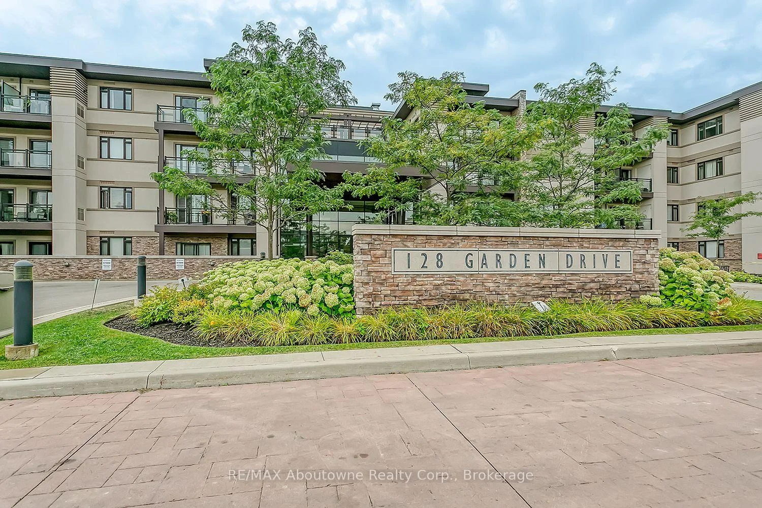 Photo 24 of Unit 102, 128 Garden Drive, Oakville, Central — HOMEH