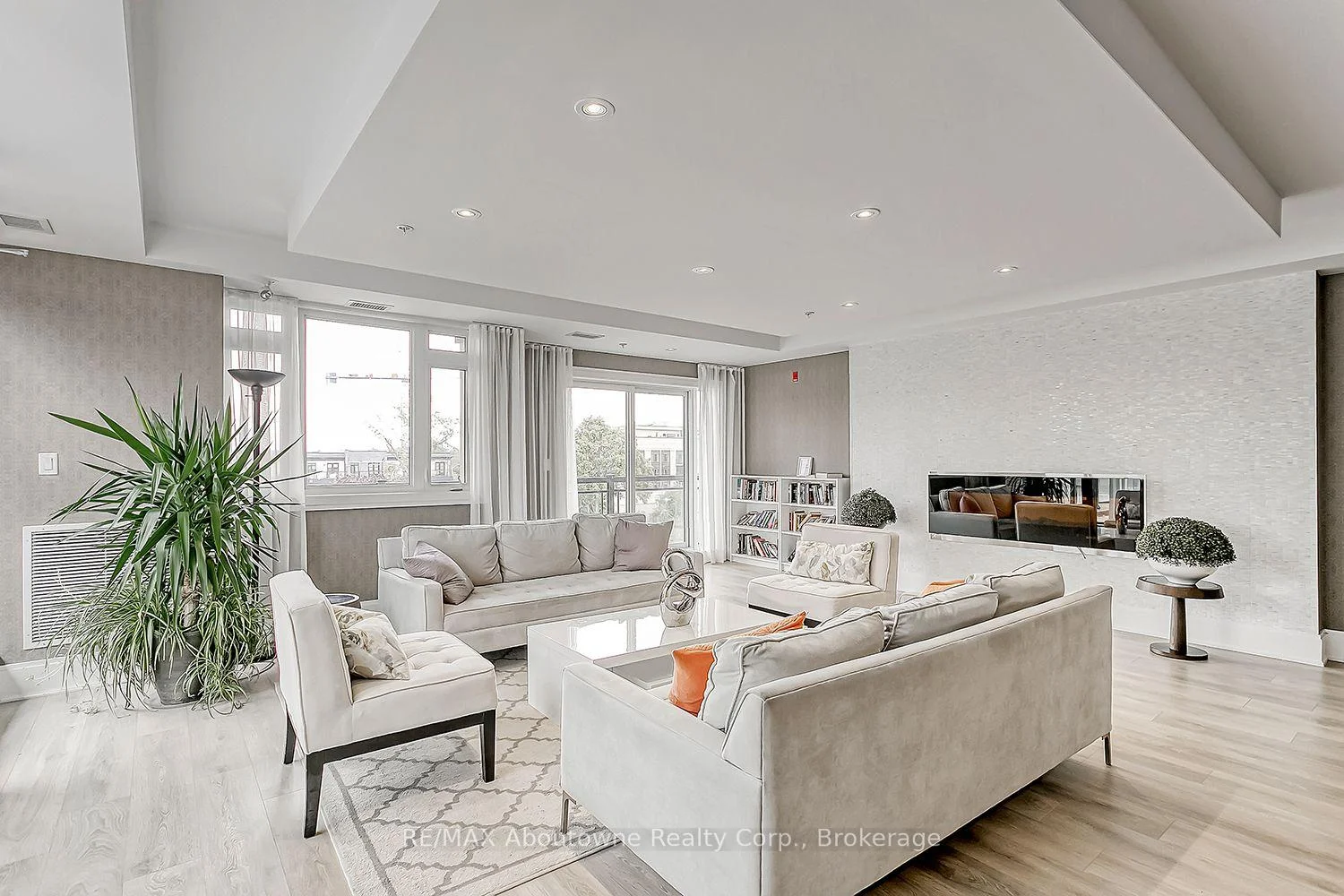 Photo 28 of Unit 102, 128 Garden Drive, Oakville, Central — HOMEH