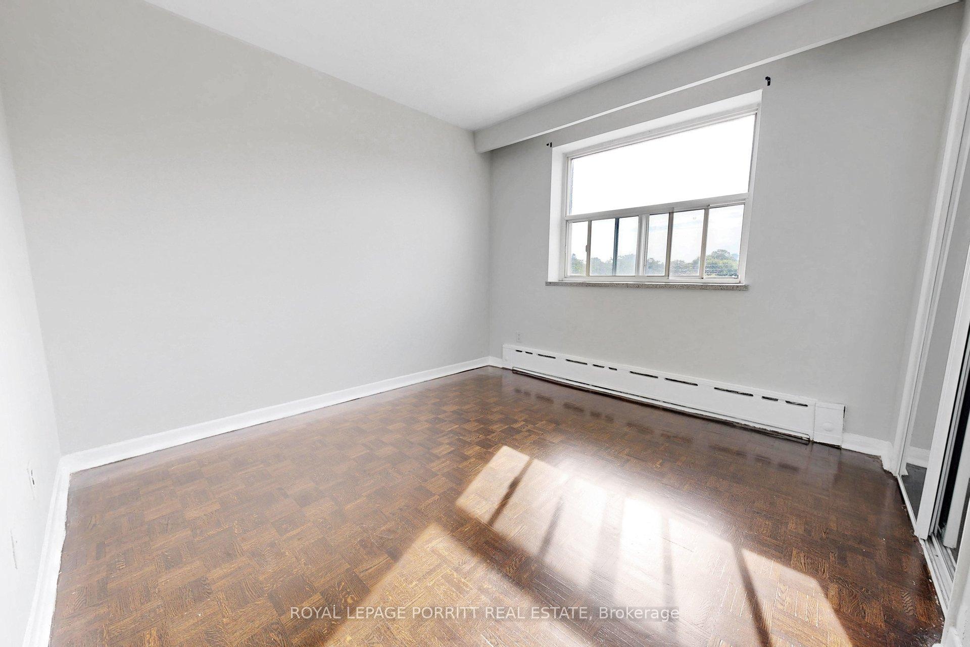 Photo 8 of Unit 39, 2 Superior Avenue, Etobicoke, Mimico — HOMEH