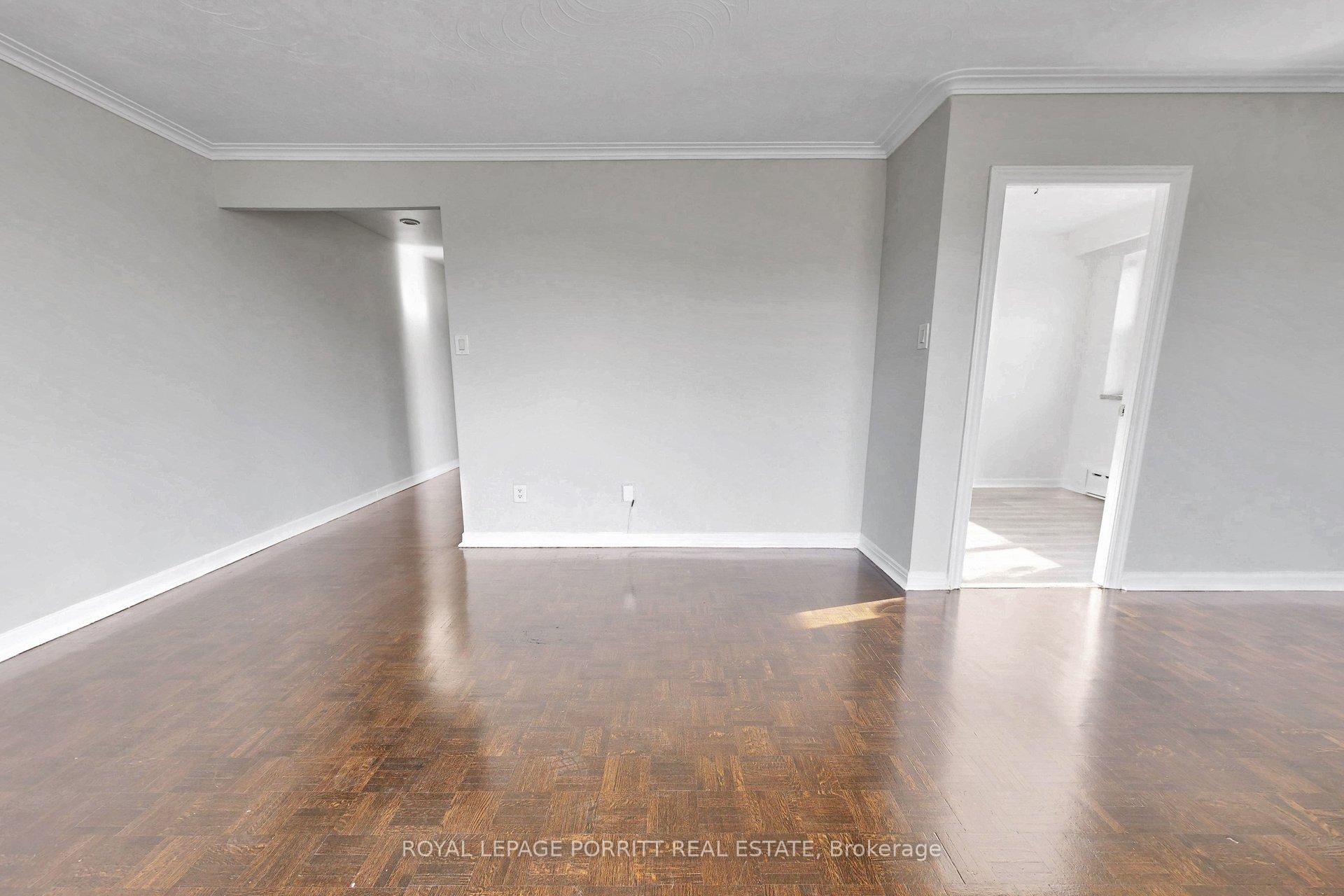 Photo 15 of Unit 39, 2 Superior Avenue, Etobicoke, Mimico — HOMEH