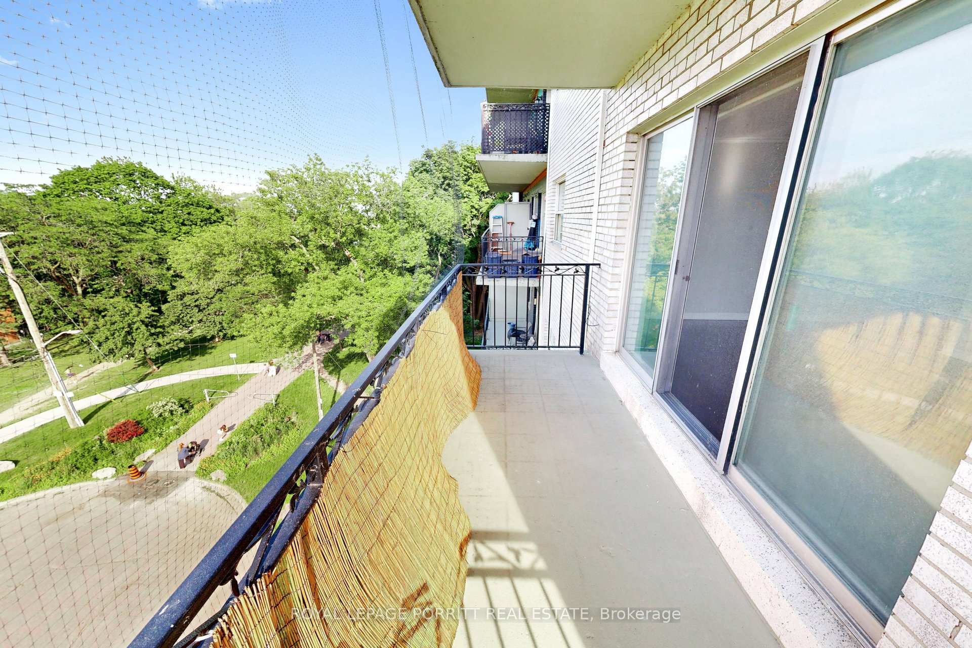 Photo 17 of Unit 39, 2 Superior Avenue, Etobicoke, Mimico — HOMEH