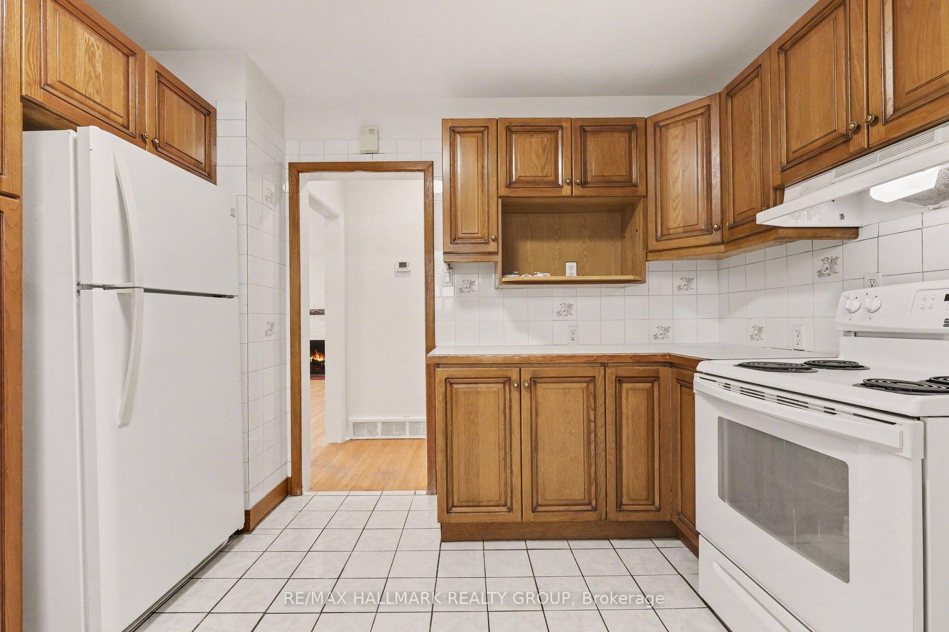 Photo 12 of 1299 Evans Boulevard, Ottawa, Alta Vista — HOMEH