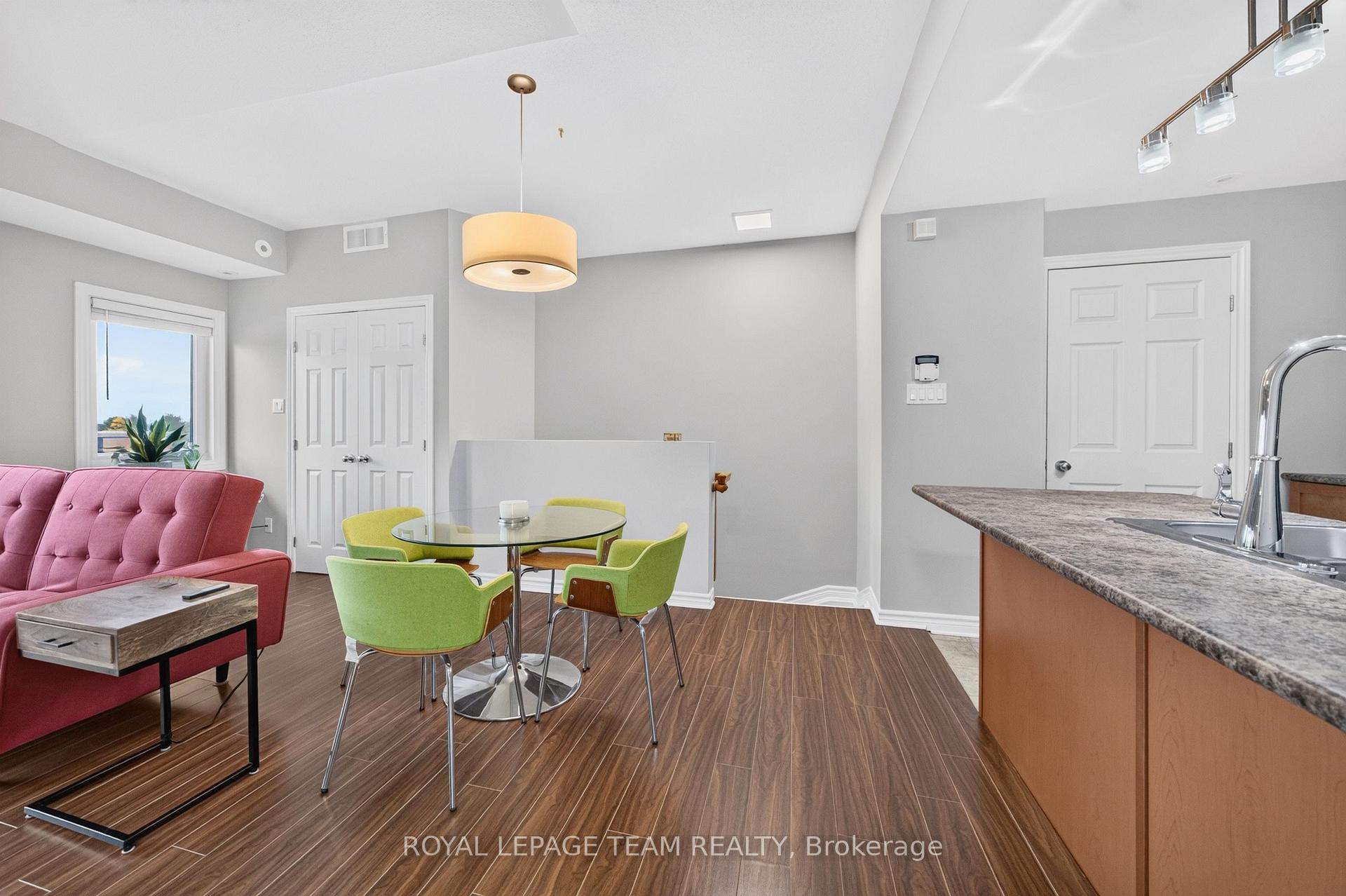Photo 17 of 173-C Crestway Drive, Ottawa, Barrhaven East — HOMEH