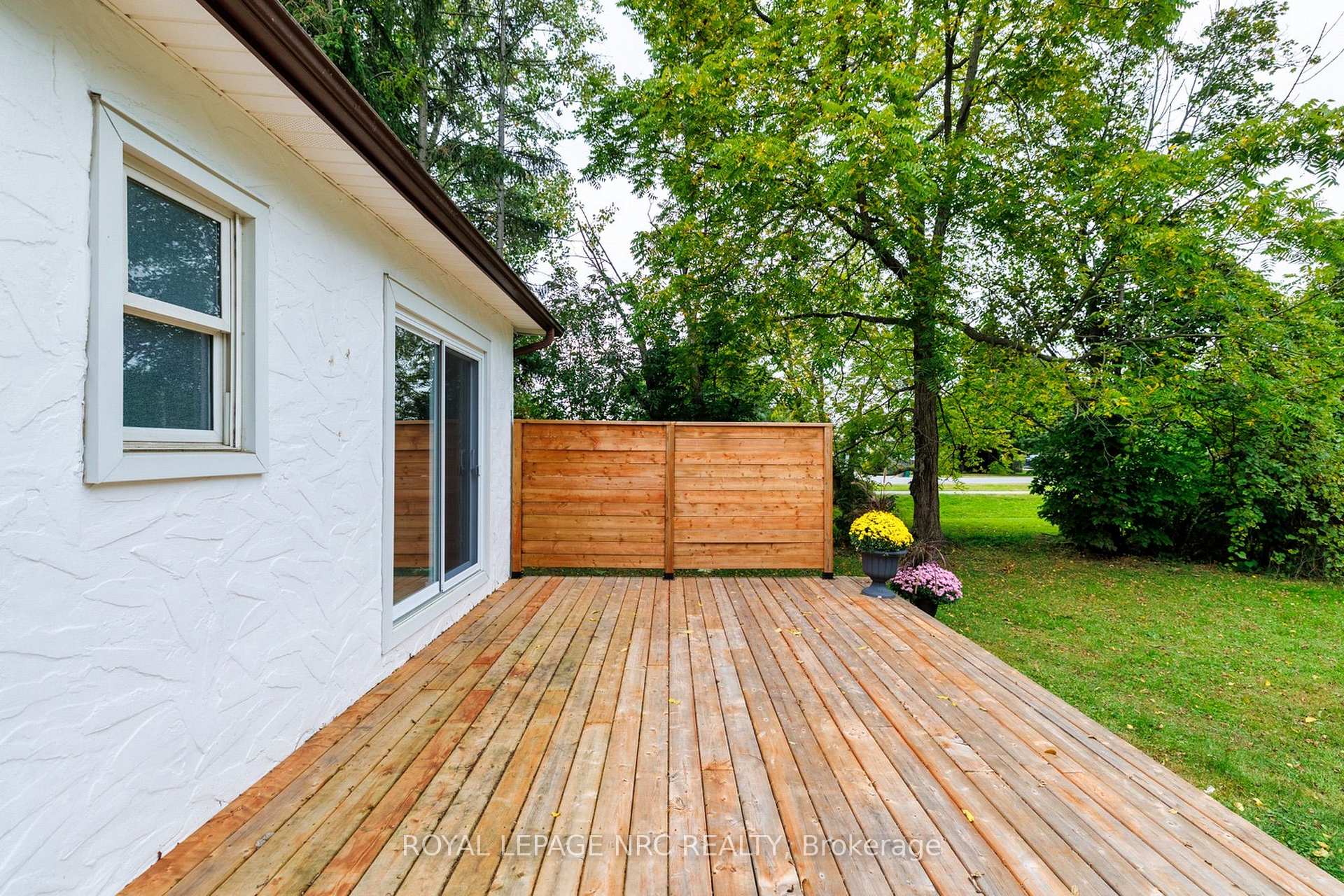 Photo 25 of 88 Summerlea Avenue, Welland, N. Welland — HOMEH