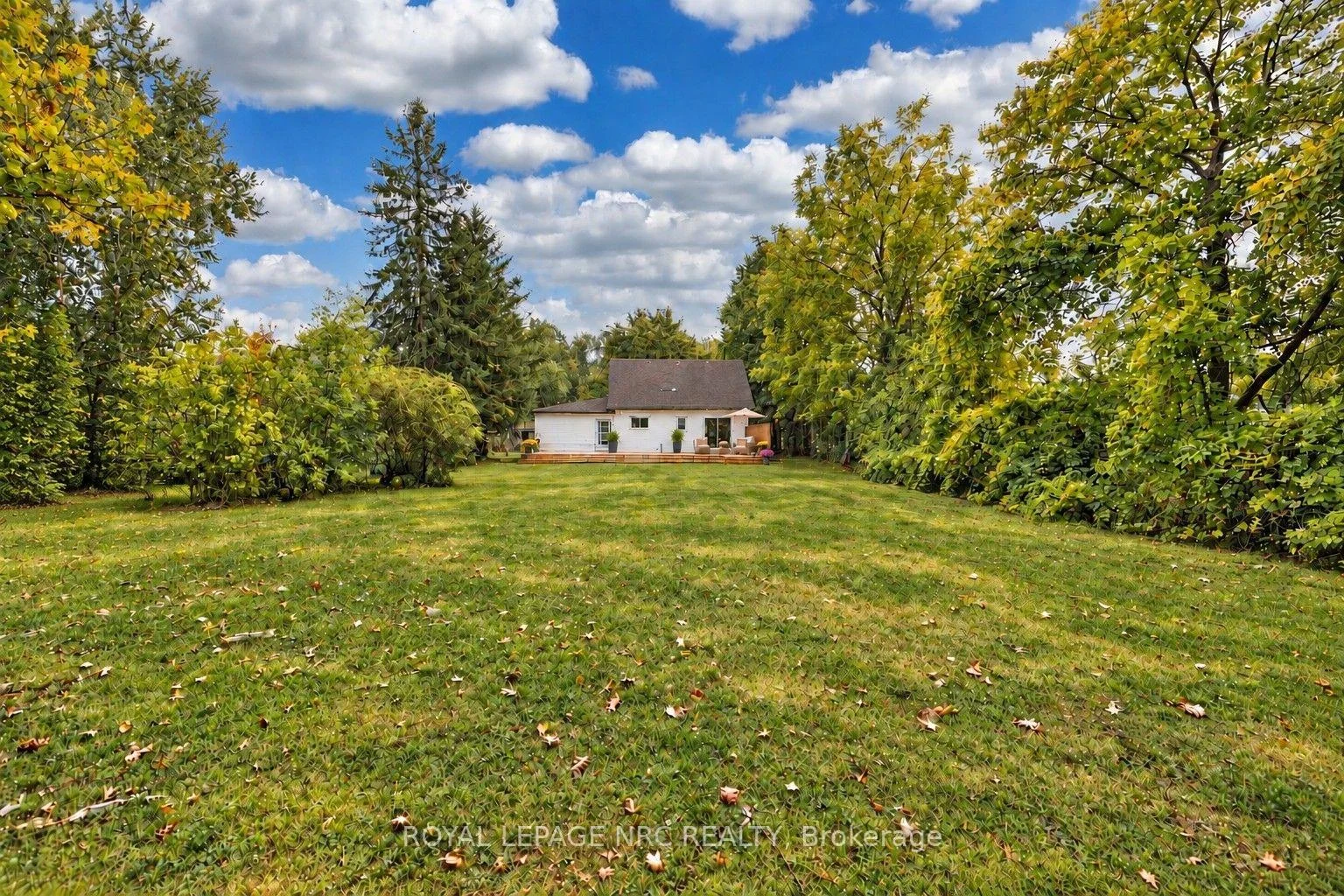Photo 9 of 88 Summerlea Avenue, Welland, N. Welland — HOMEH