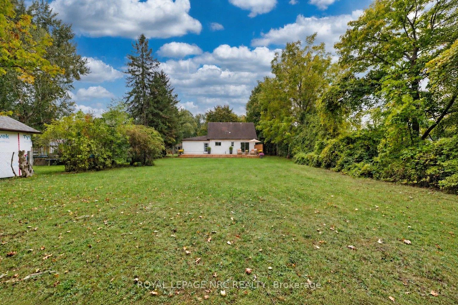 Photo 12 of 88 Summerlea Avenue, Welland, N. Welland — HOMEH