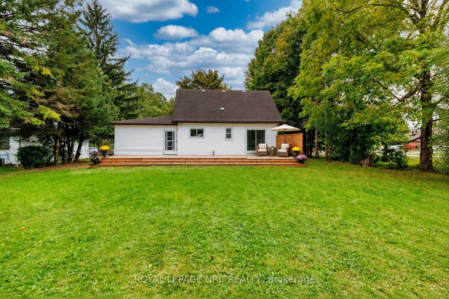 Photo 14 of 88 Summerlea Avenue, Welland, N. Welland — HOMEH