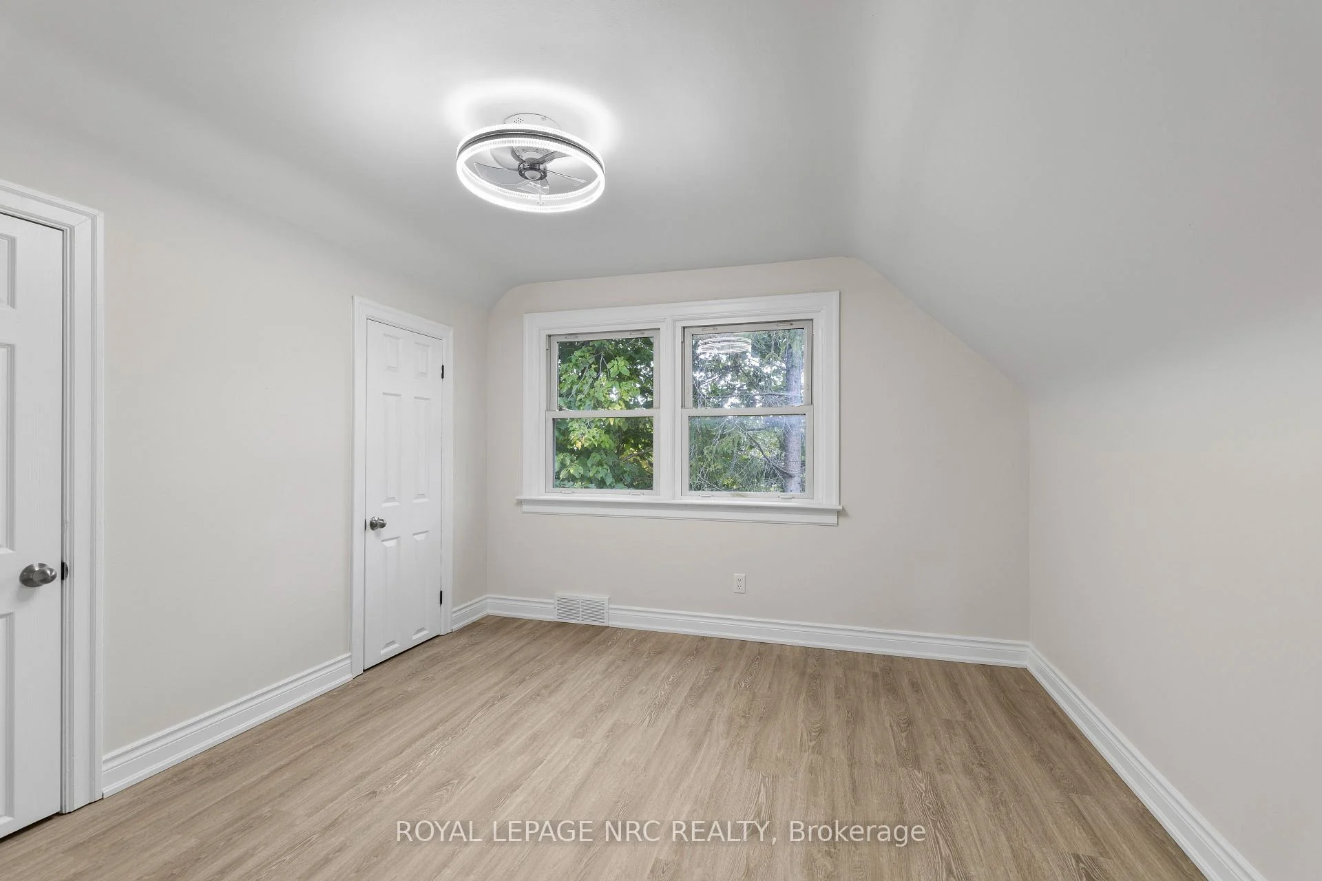 Photo 77 of 88 Summerlea Avenue, Welland, N. Welland — HOMEH