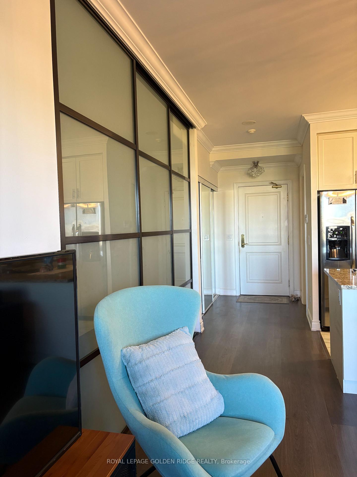 Photo 3 of Unit 715, 9245 Jane Street, Vaughan, Maple — HOMEH