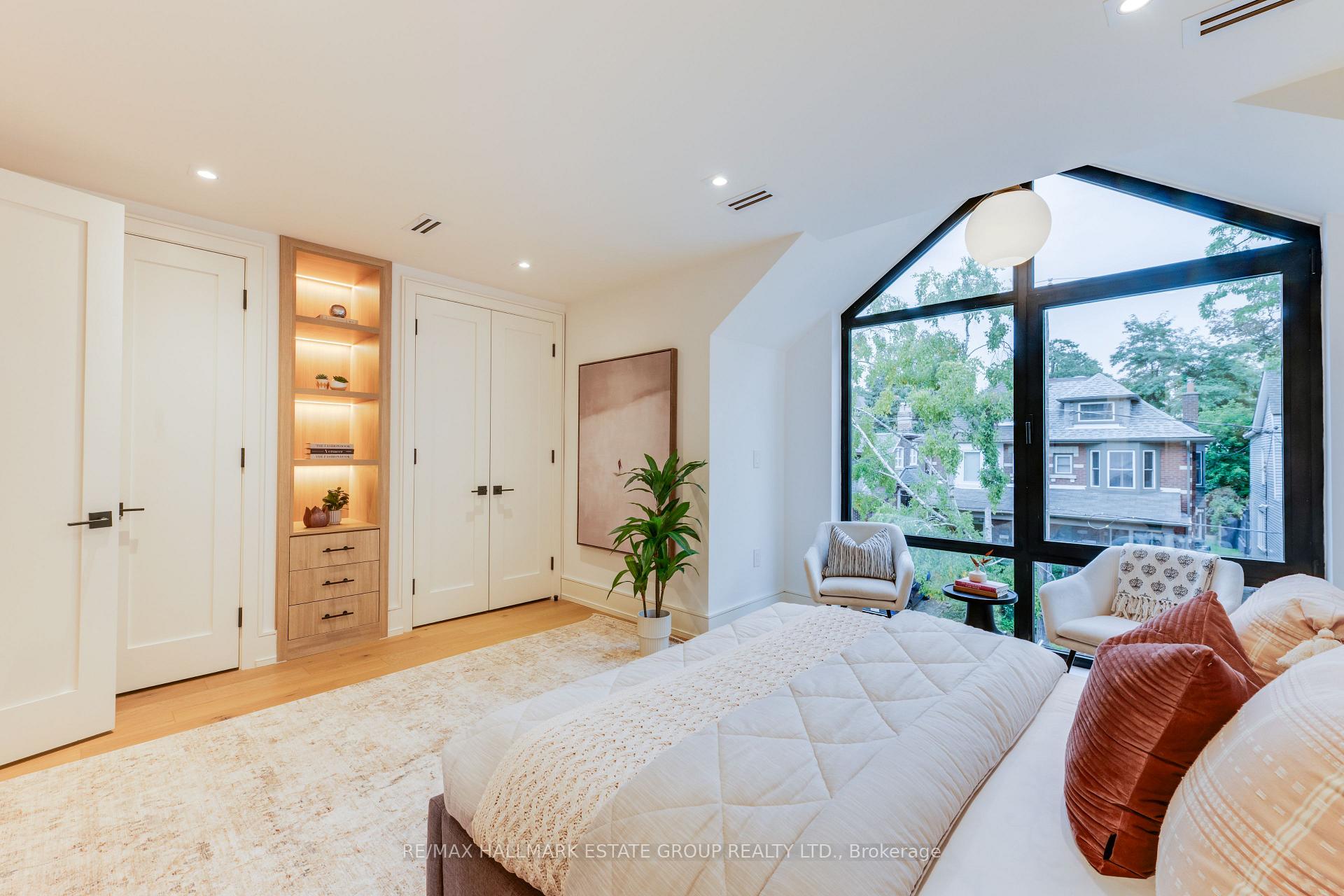 Photo 26 of 10 Wheeler Avenue, Toronto, The Beaches — HOMEH