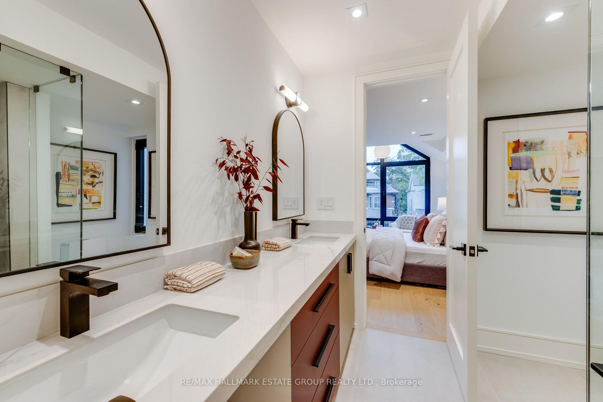 Photo 29 of 10 Wheeler Avenue, Toronto, The Beaches — HOMEH