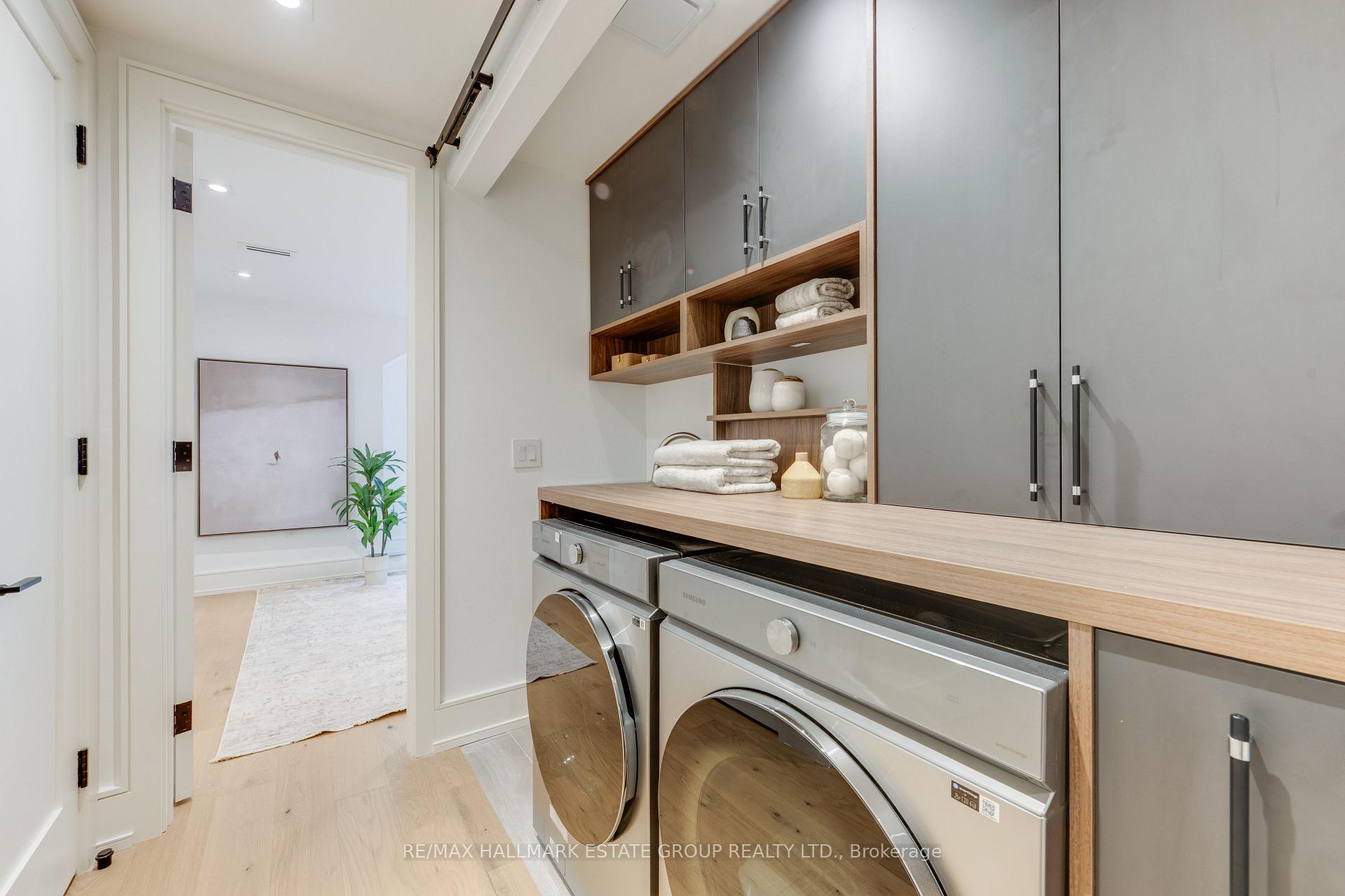 Photo 33 of 10 Wheeler Avenue, Toronto, The Beaches — HOMEH