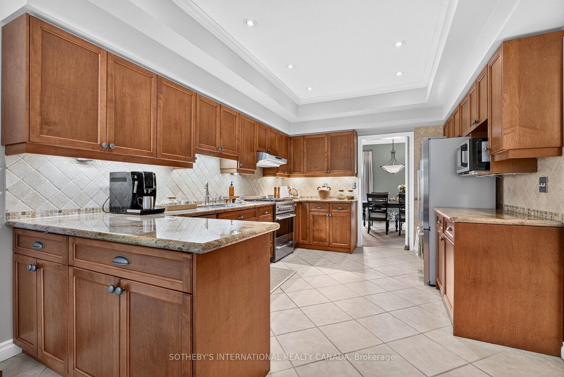 Photo 6 of 4211 Millcroft Park Drive, Burlington, Rural Burlington — HOMEH