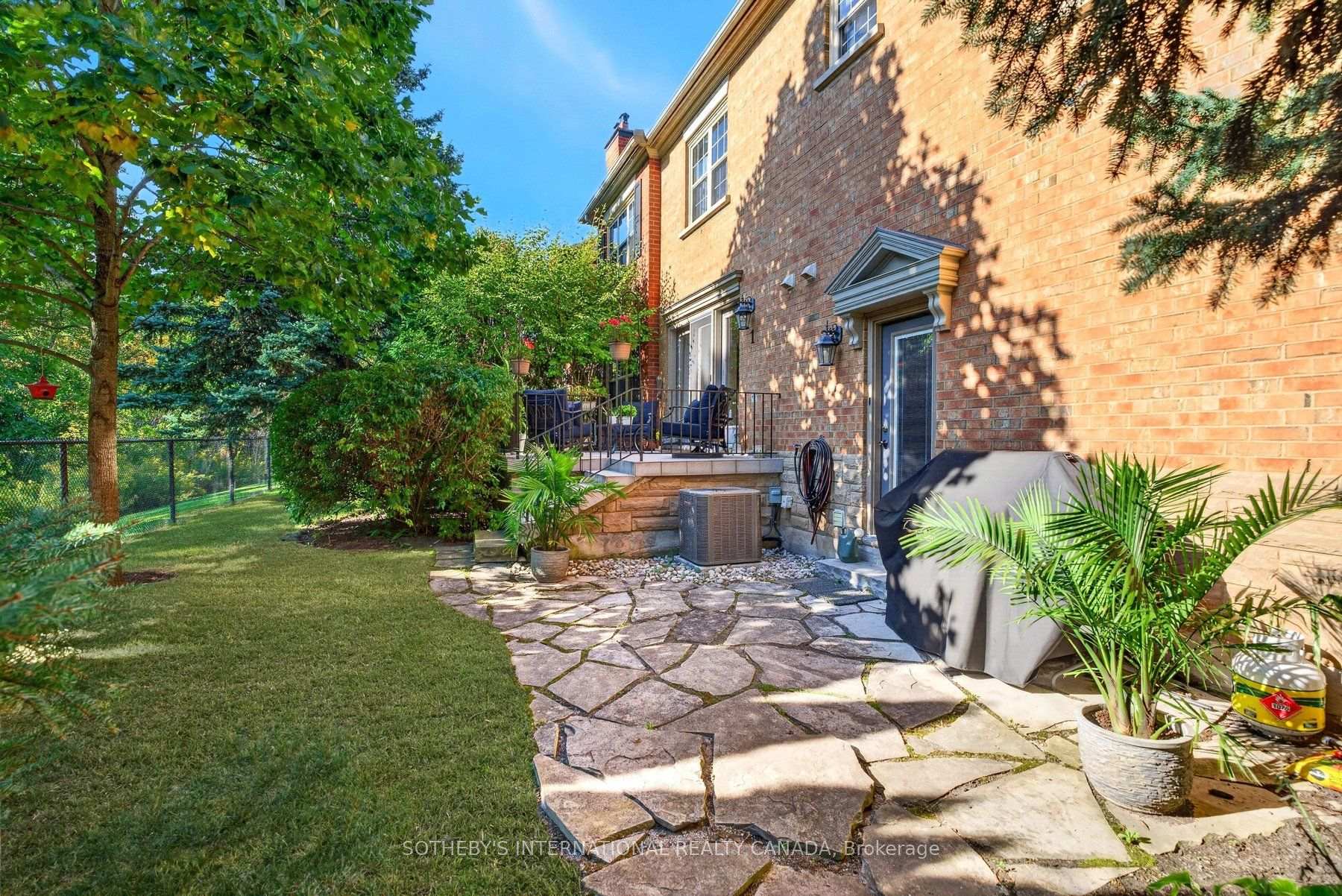 Photo 21 of 4211 Millcroft Park Drive, Burlington, Rural Burlington — HOMEH