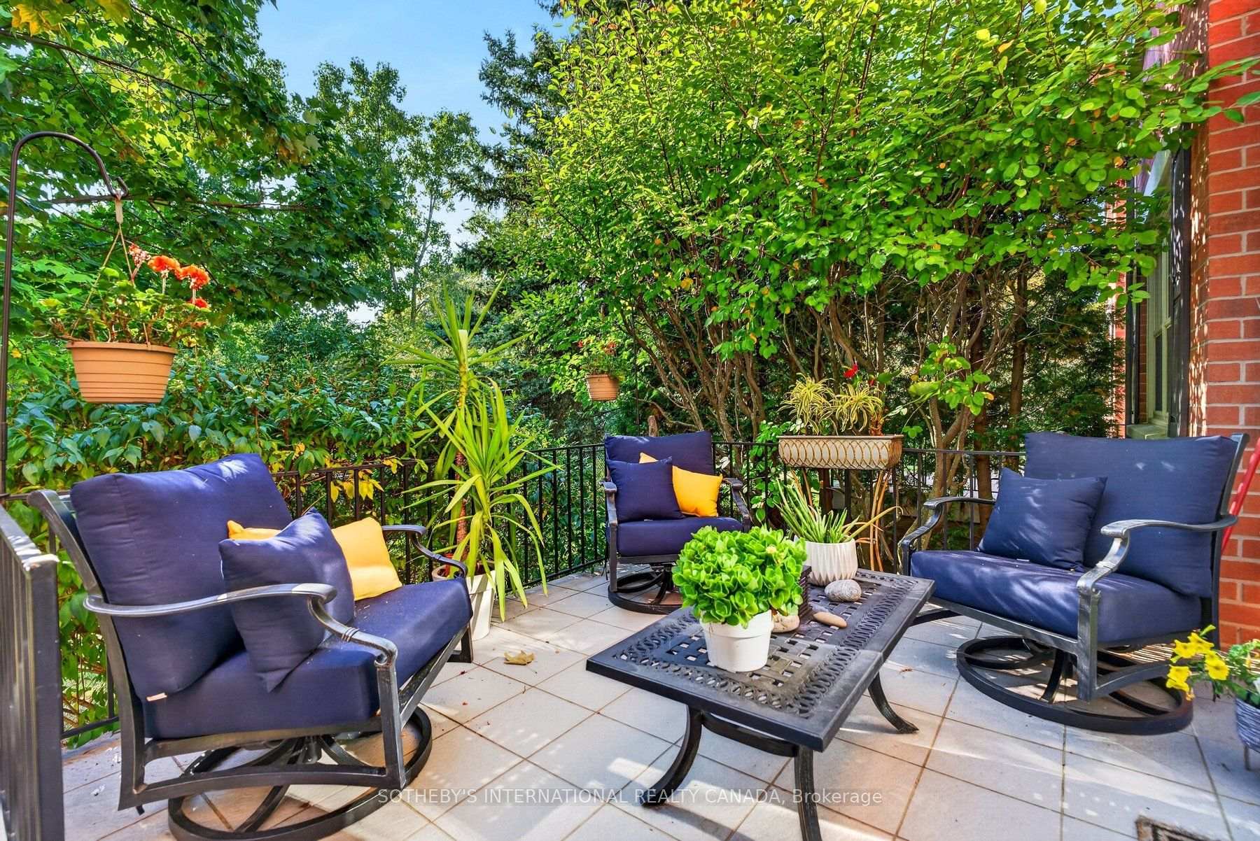 Photo 22 of 4211 Millcroft Park Drive, Burlington, Rural Burlington — HOMEH