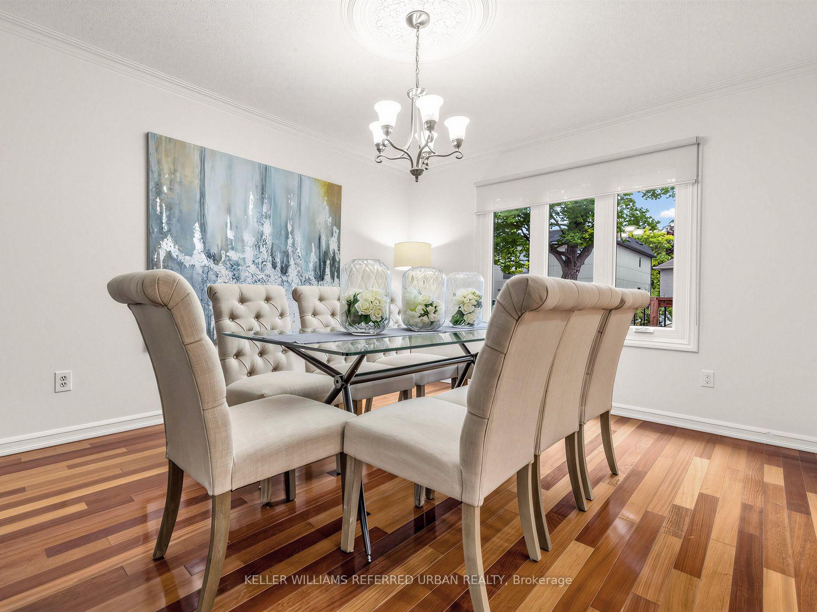 Photo 11 of 9 Tigerlily Court, North York, Newtonbrook West — HOMEH