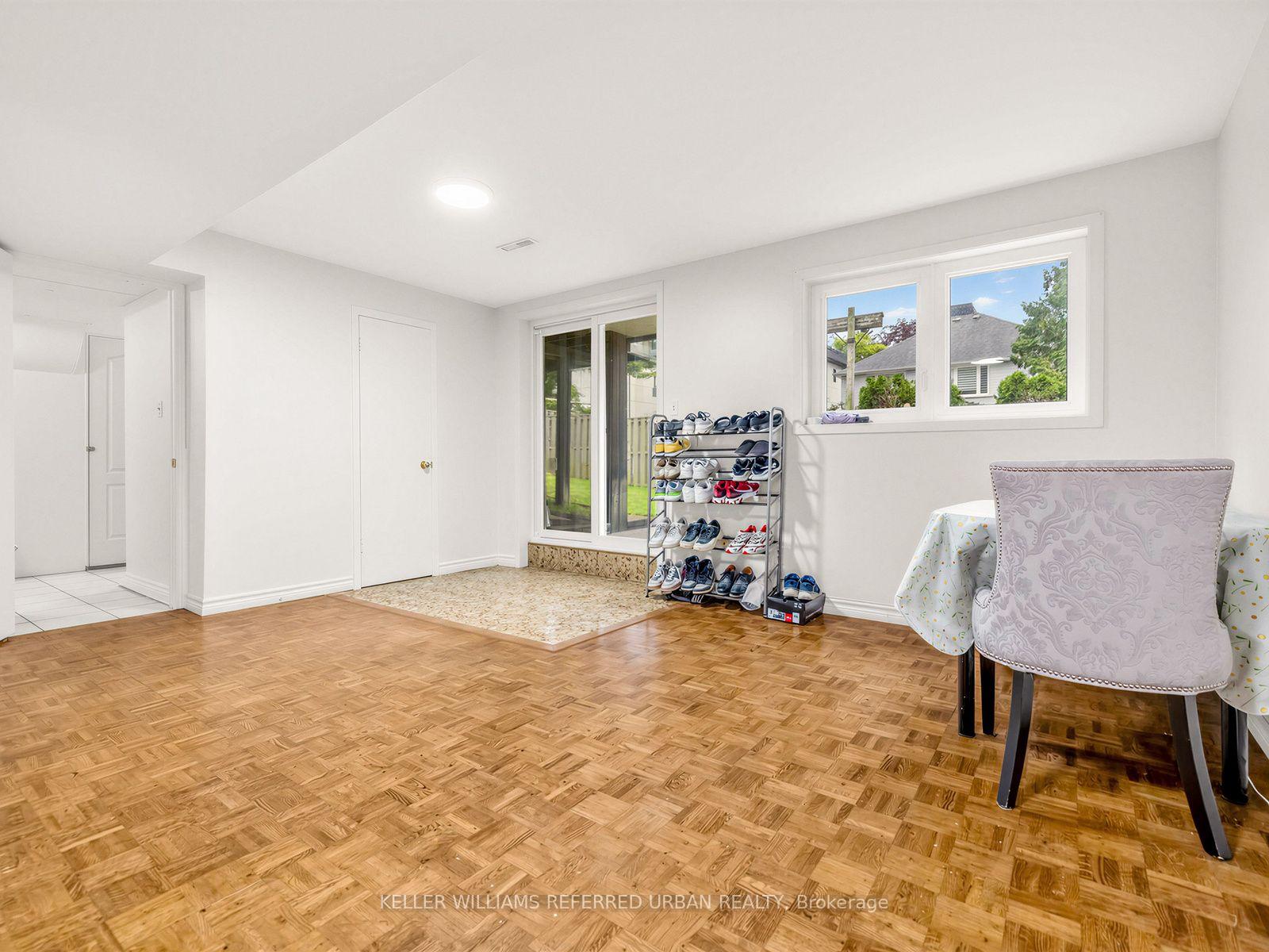 Photo 24 of 9 Tigerlily Court, North York, Newtonbrook West — HOMEH