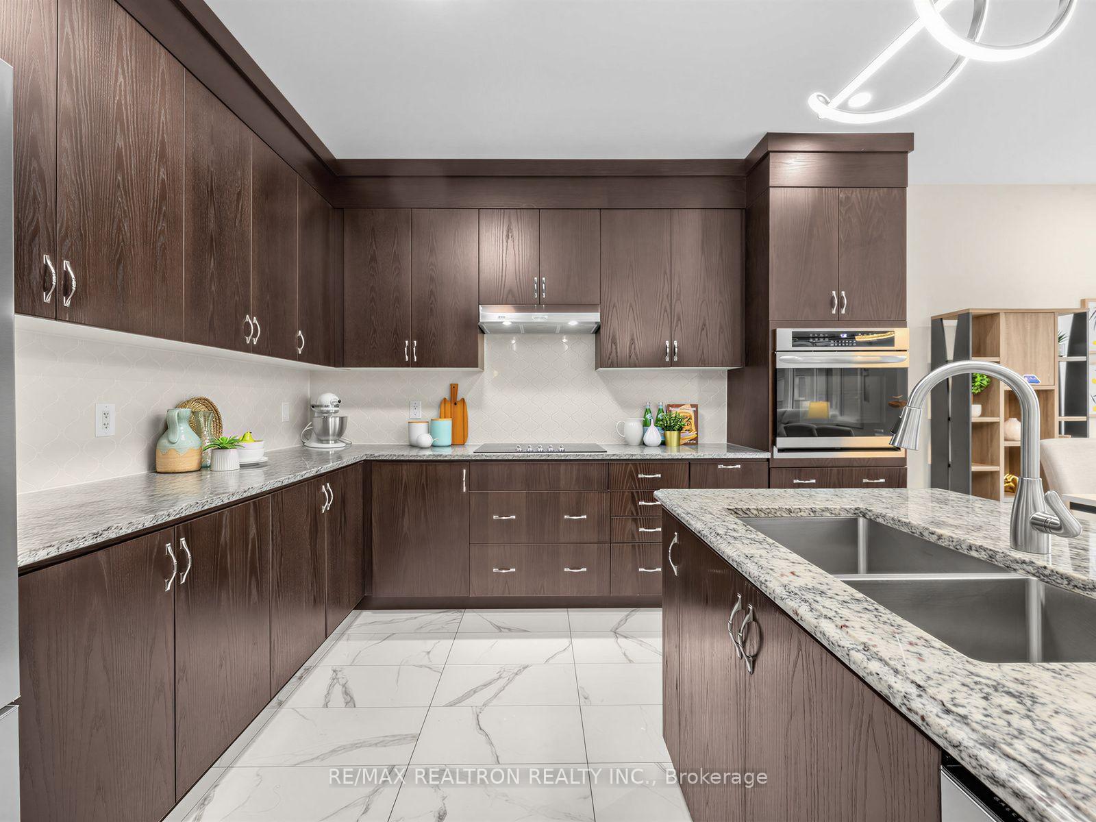 Photo 11 of 1059 Purus Path, Pickering, Rural Pickering — HOMEH
