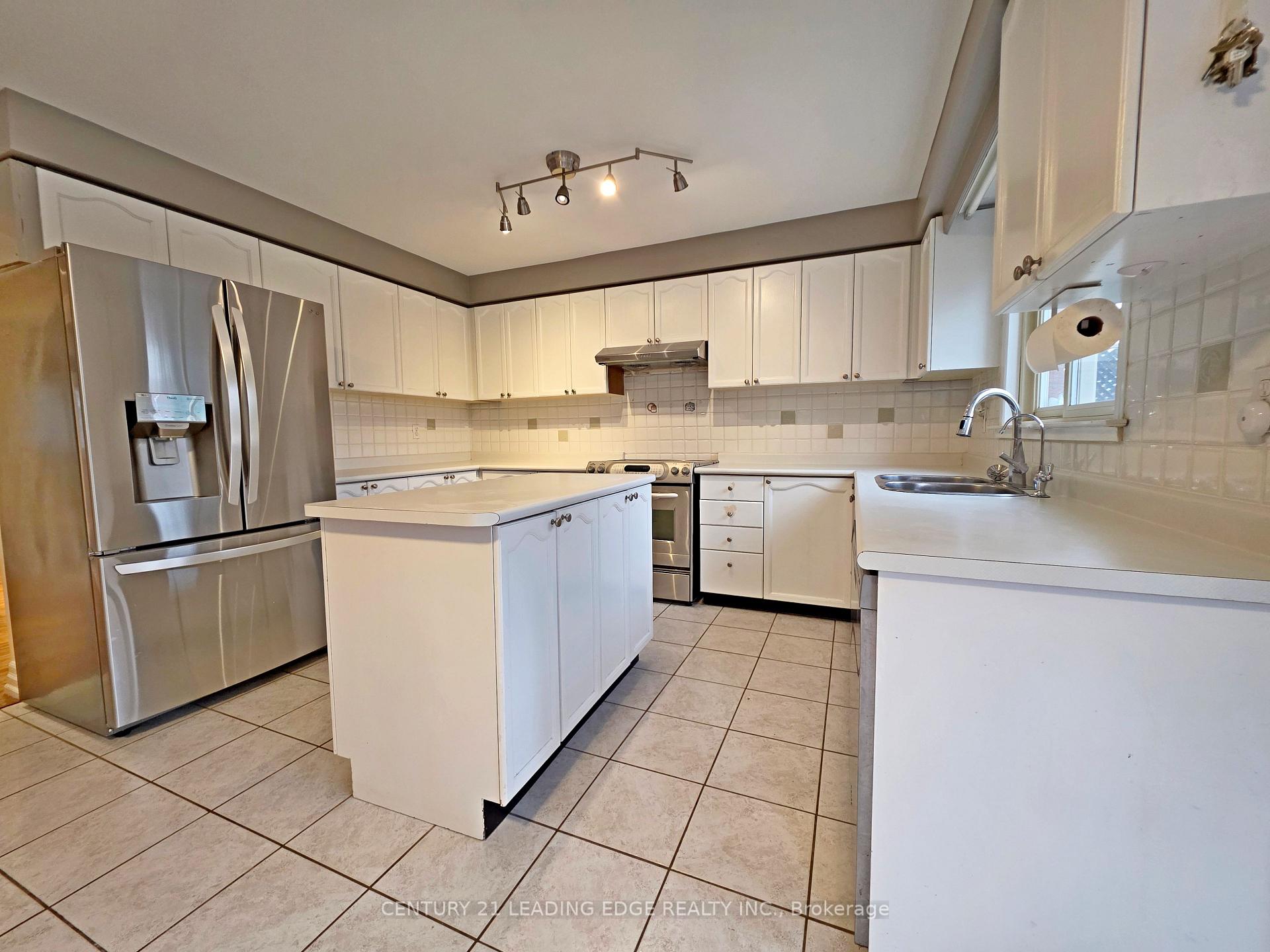 Photo 11 of 14 Hadera Place, Georgina, Keswick North — HOMEH