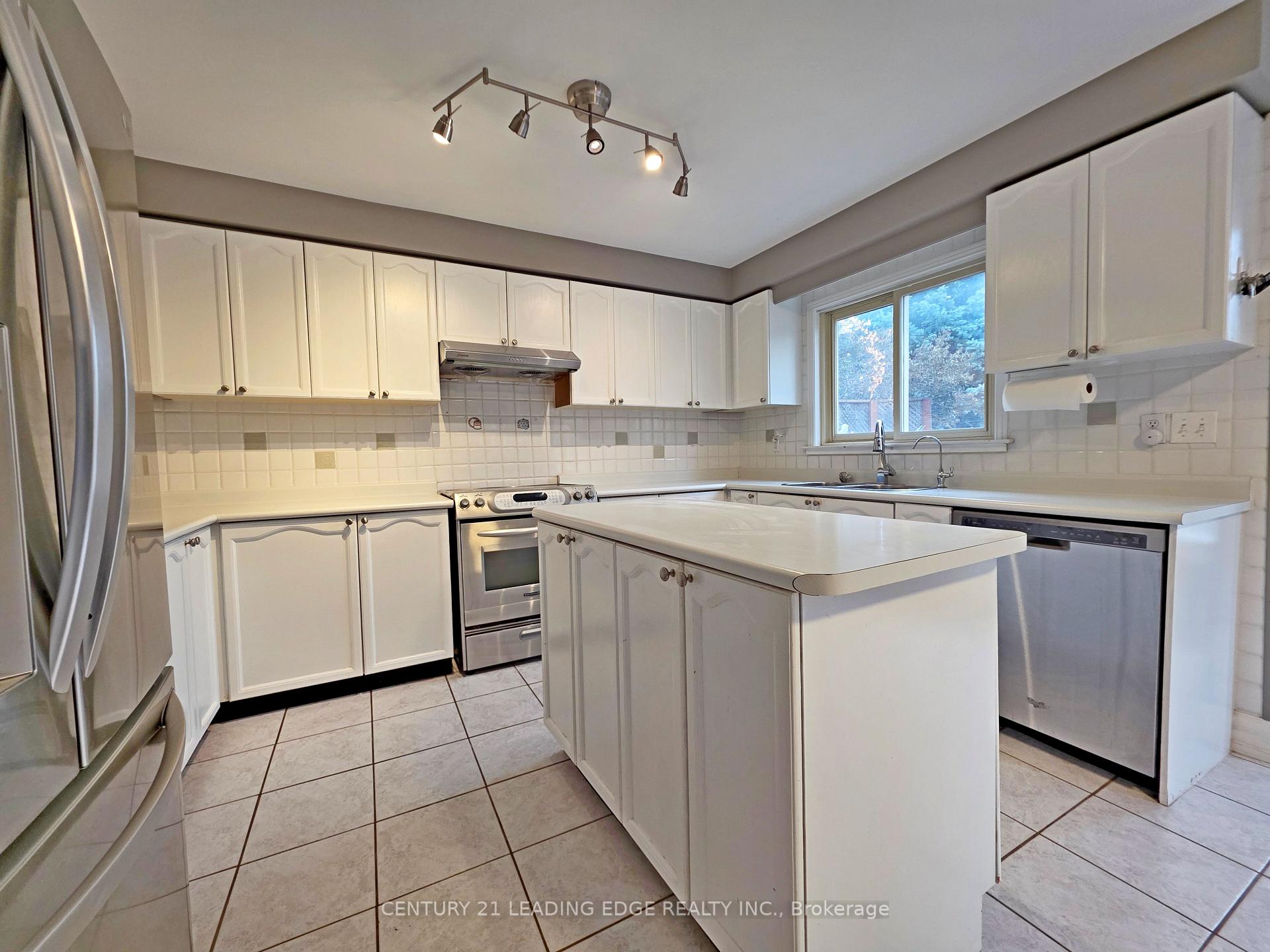 Photo 13 of 14 Hadera Place, Georgina, Keswick North — HOMEH