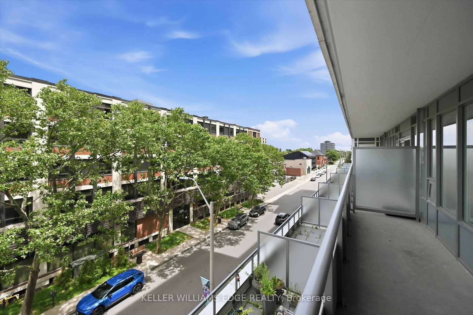 Photo 17 of Unit 418, 212 King William Street E, Hamilton, Beasley — HOMEH